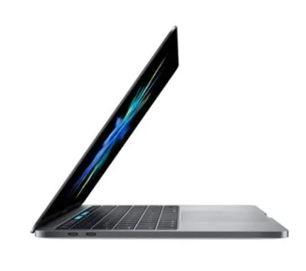 Ordinateur portable moderne avec écran lumineux et clavier noir, utilisé pour le travail et le divertissement, idéal pour les utilisateurs recherchant technologie et performance.