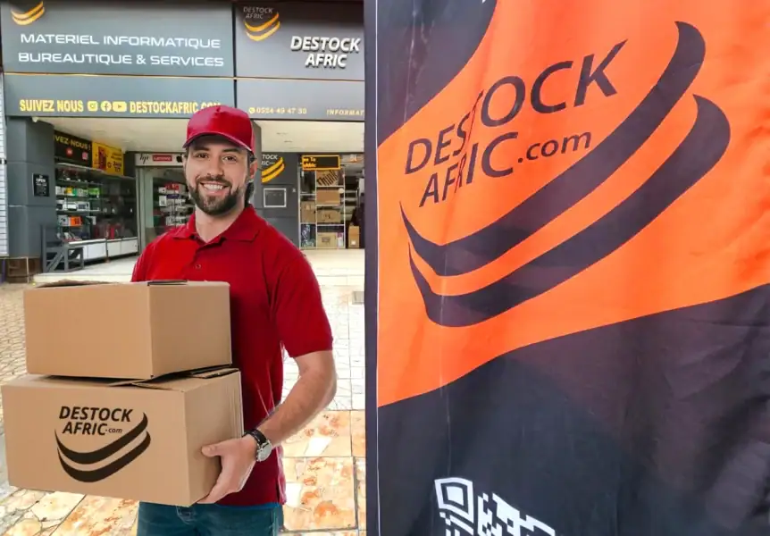 Fichiers d'image, envoi et livraison de matériel informatique et bureautique par DestockAfric, service fiable et rapide en Afrique. Client heureux avec livraison à domicile.