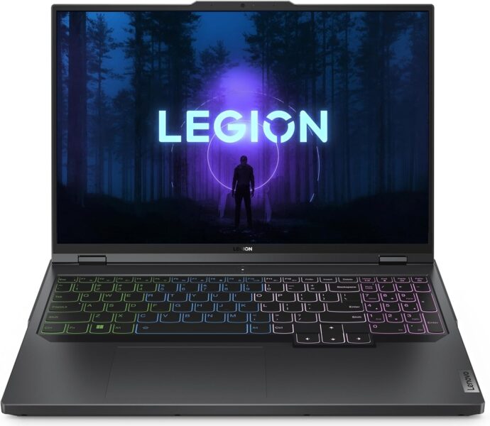 Portable ordinateur gaming Lenovo Legion avec clavier rétroéclairé RGB, performance élevée, idéal pour les gamers et professionnels recherchant efficacité et design moderne.