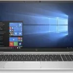 Ordinateur portable HP avec Windows 10, prêt pour le bureau ou le télétravail, offrant performance et fiabilité pour les professionnels et étudiants.